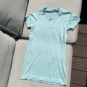 Sea foam lululemon shirt - size 4